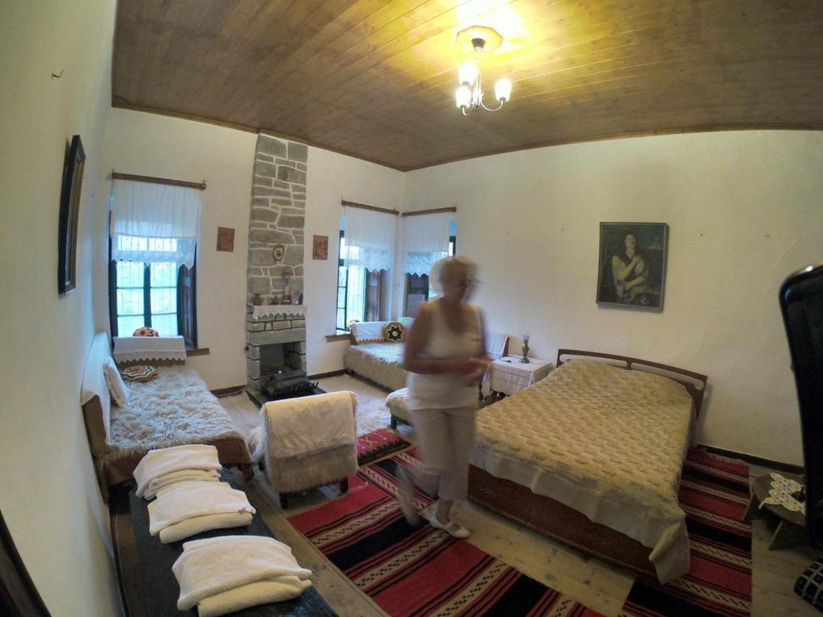 Traditional Guesthouse Përmet Kültér fotó